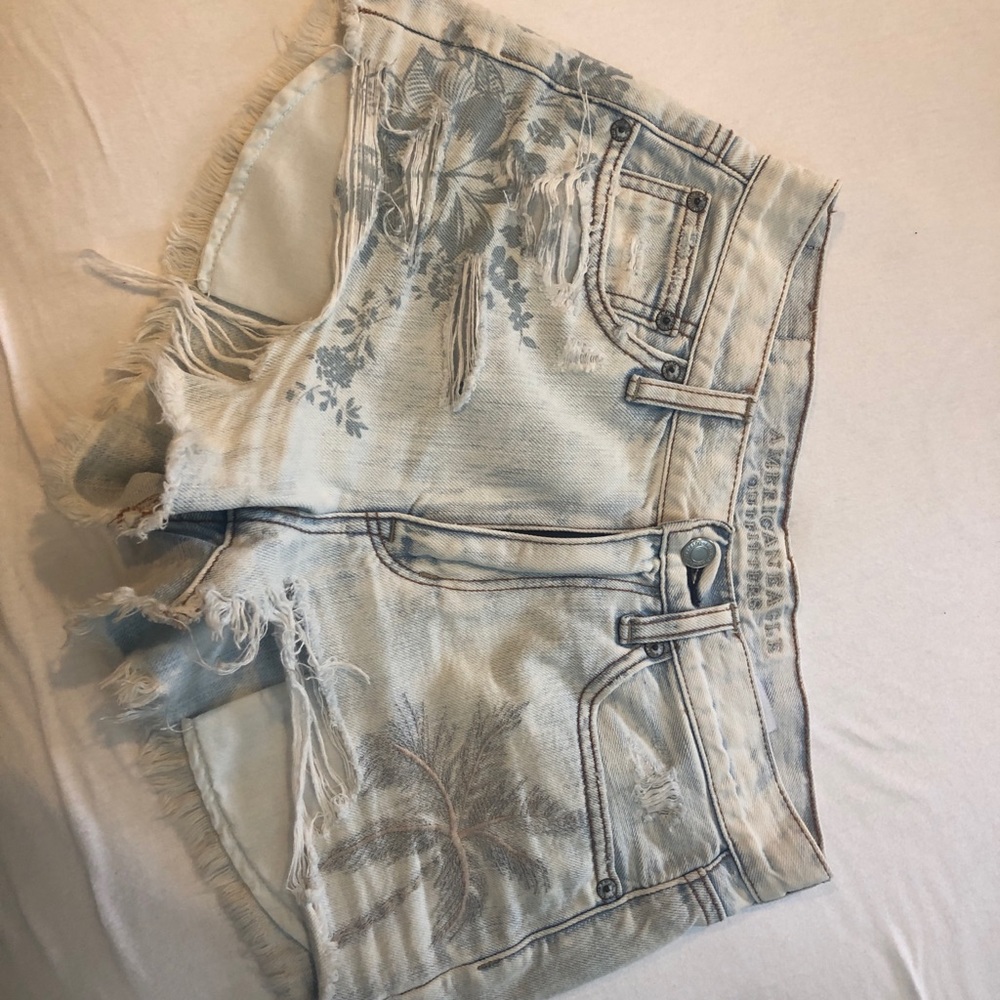 Distressed Embroidered American Eagle Jean Shorts